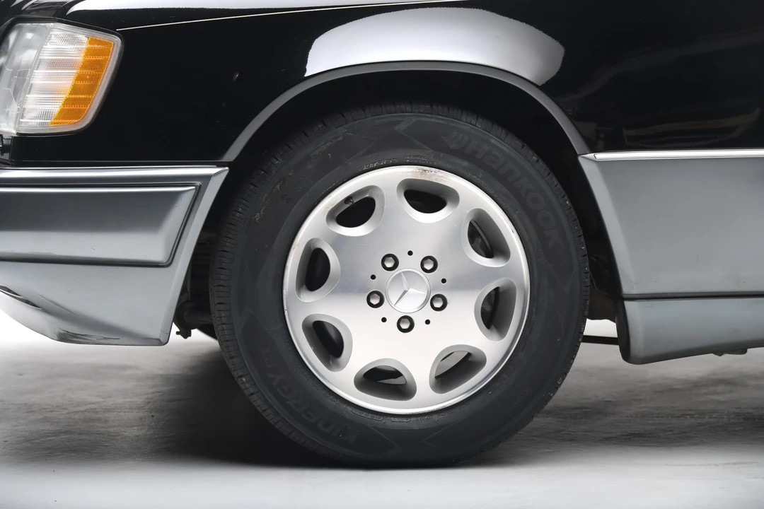 1995 Mercedes-Benz W124 E-Class - Image 29 of 31