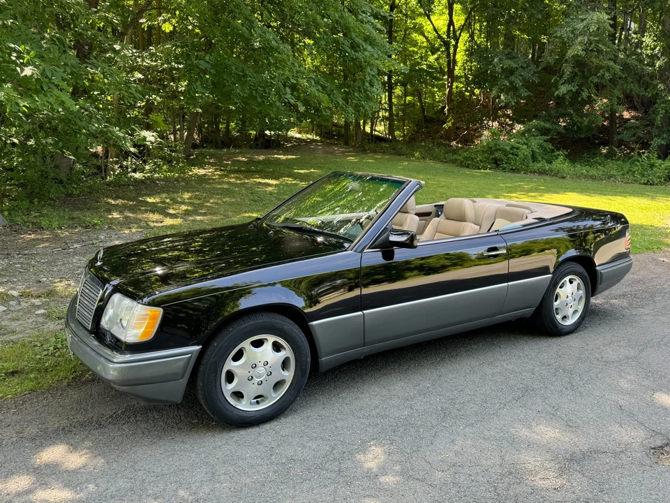 1995 Mercedes-Benz W124 E-Class - Image 2 of 31