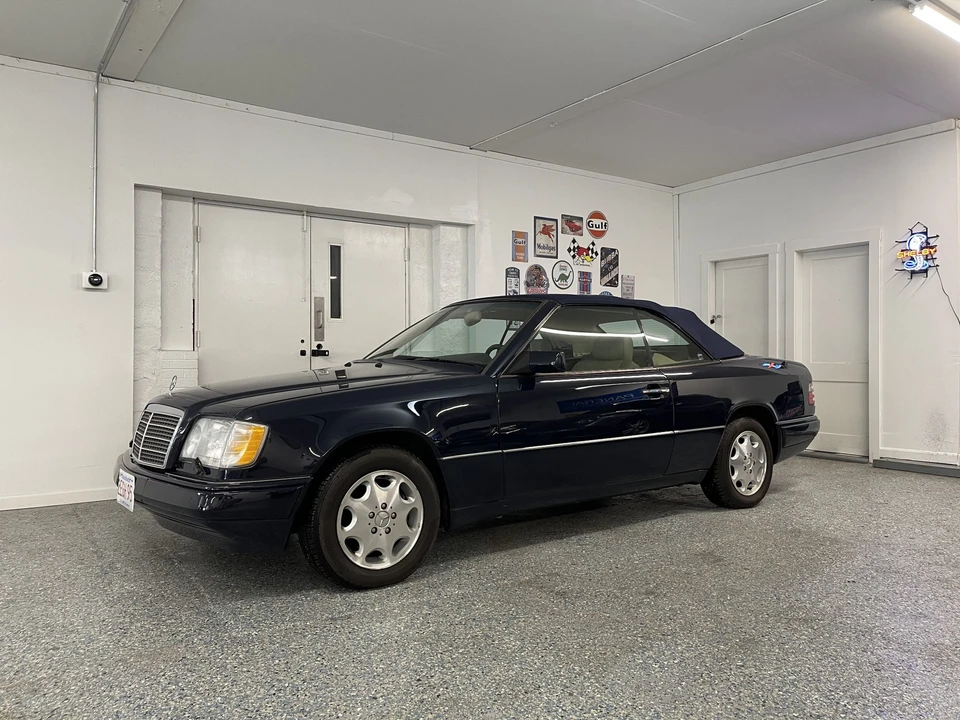 1995 Mercedes-Benz W124 E-Class - Image 3 of 31