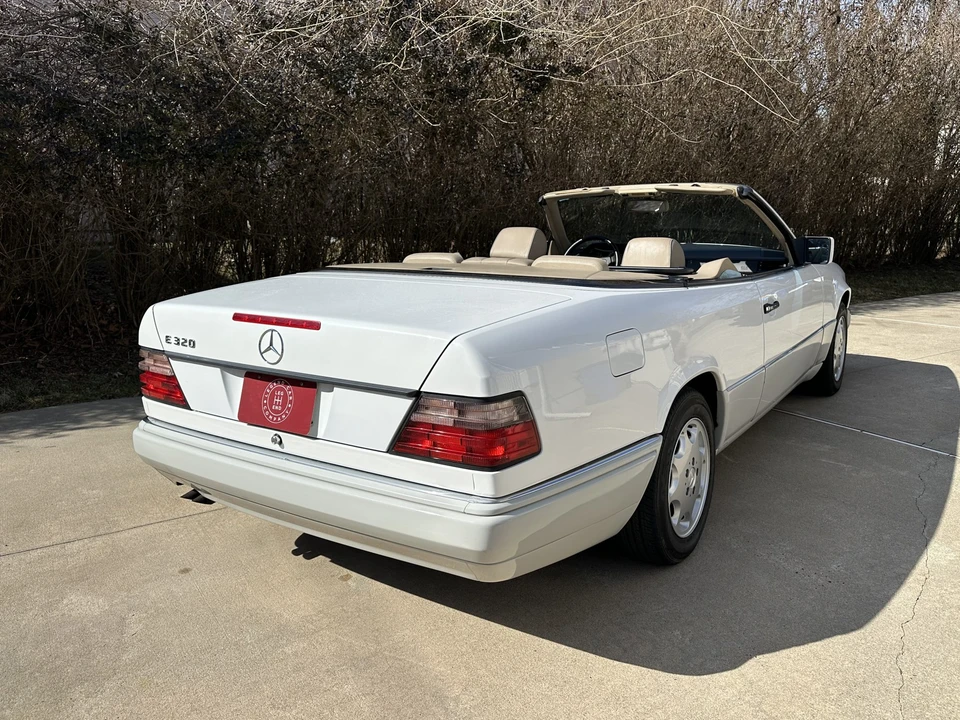 1995 Mercedes-Benz W124 E-Class - Image 25 of 31