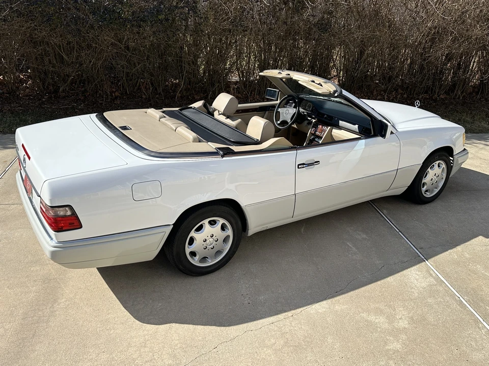 1995 Mercedes-Benz W124 E-Class - Image 20 of 31