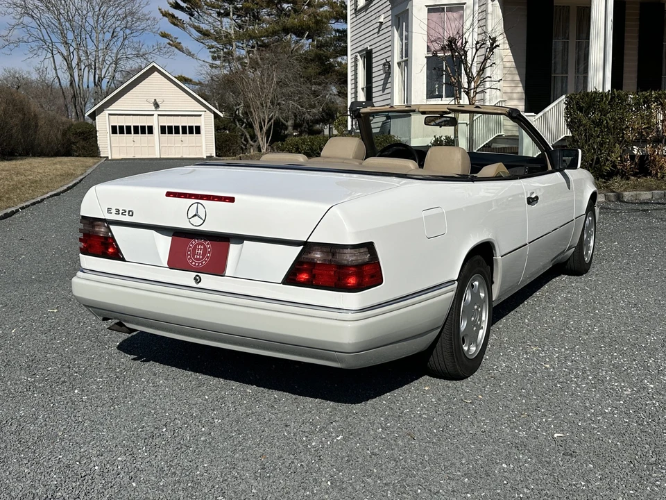 1995 Mercedes-Benz W124 E-Class - Image 23 of 31