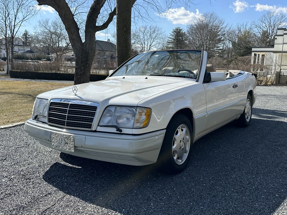 1995 Mercedes-Benz W124 E-Class - Image 4 of 31