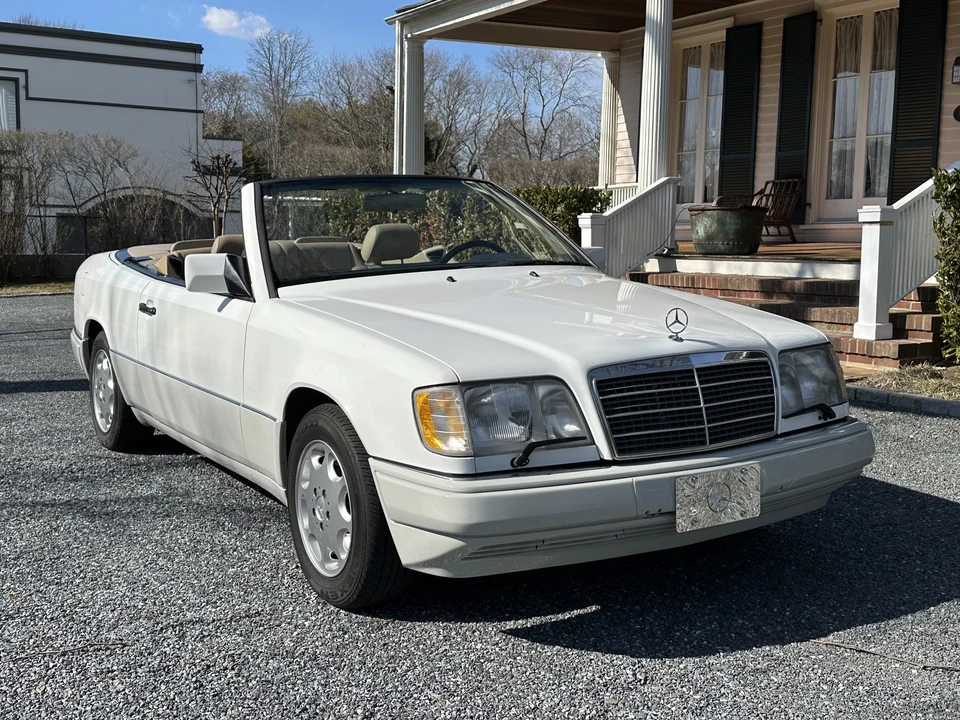 1995 Mercedes-Benz W124 E-Class - Image 10 of 31