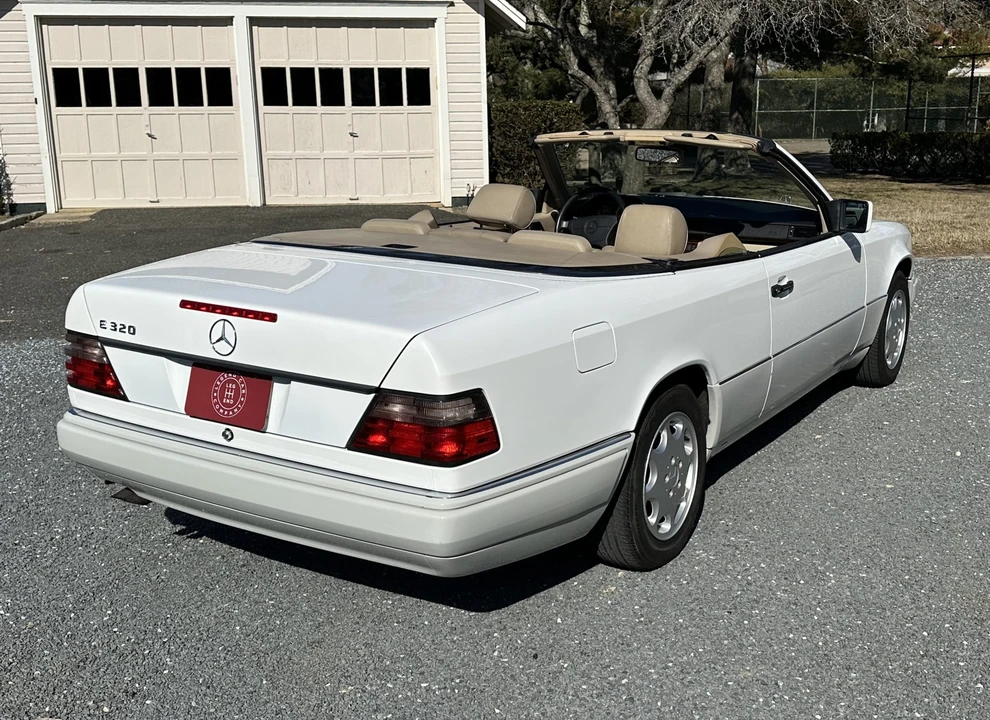 1995 Mercedes-Benz W124 E-Class - Image 24 of 31