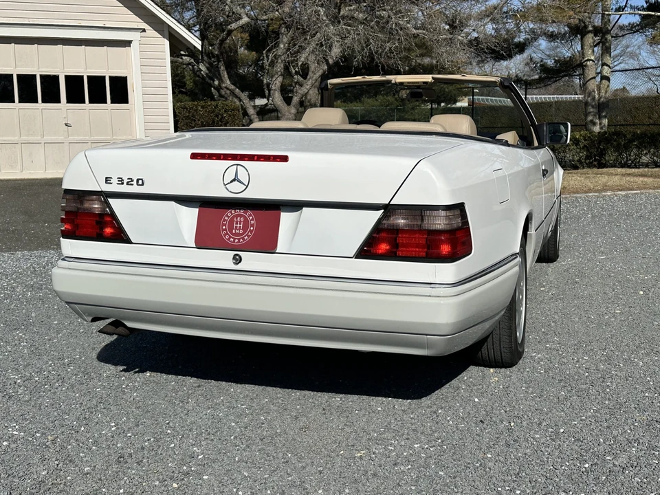 1995 Mercedes-Benz W124 E-Class - Image 26 of 31