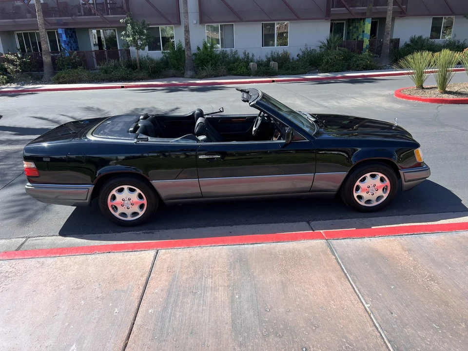 1995 Mercedes-Benz W124 E-Class - Image 8 of 31