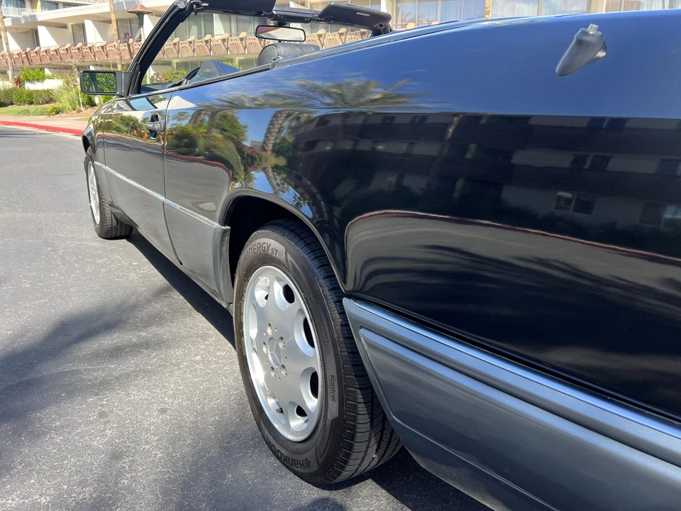 1995 Mercedes-Benz W124 E-Class - Image 26 of 31