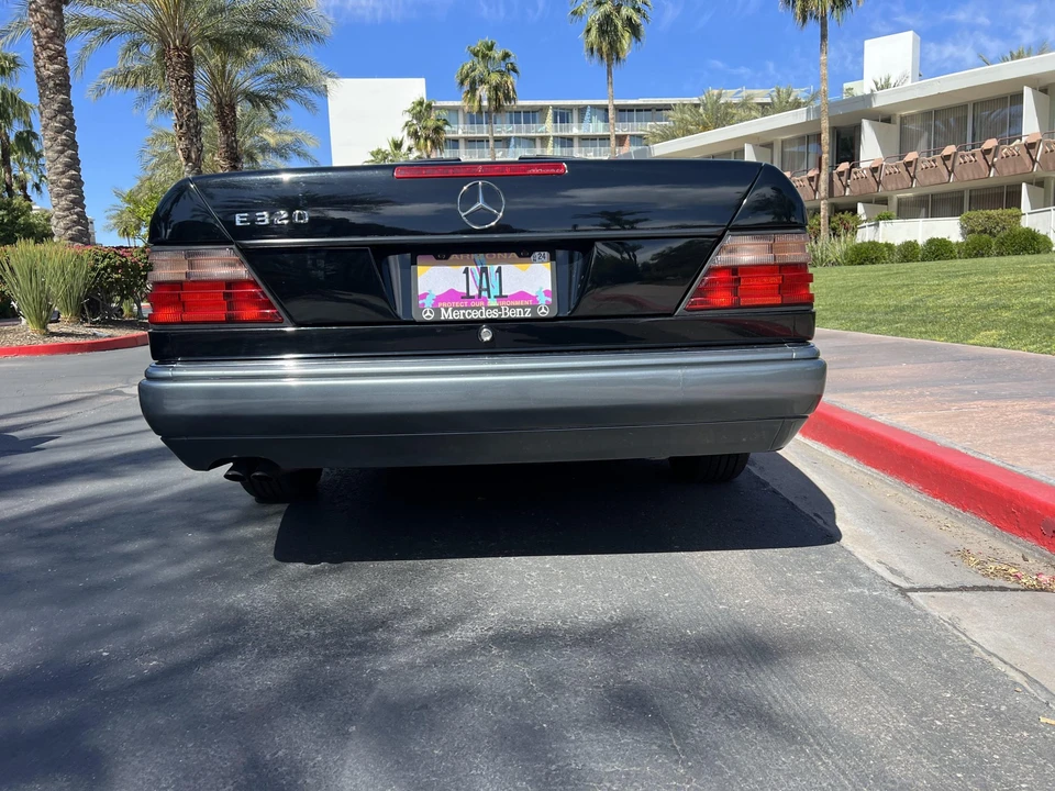 1995 Mercedes-Benz W124 E-Class - Image 4 of 31