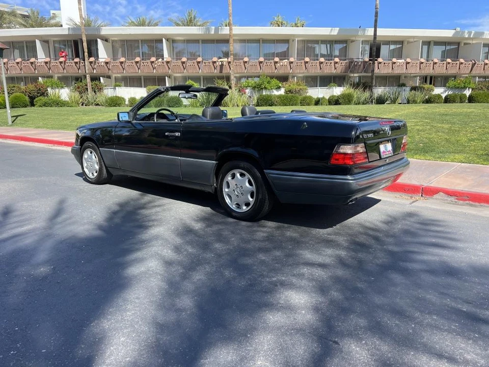 1995 Mercedes-Benz W124 E-Class - Image 3 of 31