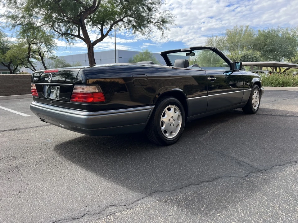 1995 Mercedes-Benz W124 E-Class - Image 7 of 31