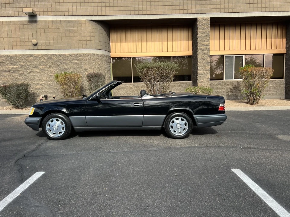 1995 Mercedes-Benz W124 E-Class - Image 12 of 31