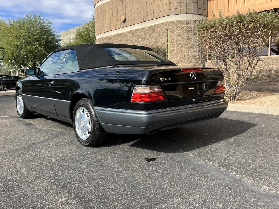 1995 Mercedes-Benz W124 E-Class - Image 17 of 31