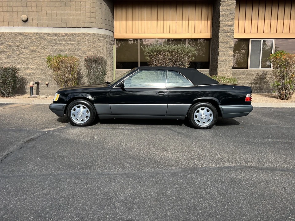 1995 Mercedes-Benz W124 E-Class - Image 16 of 31