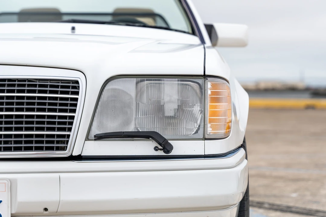 1995 Mercedes-Benz W124 E-Class - Image 12 of 31