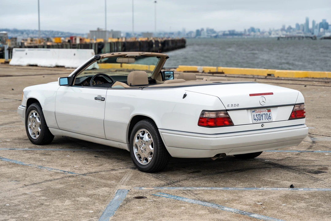 1995 Mercedes-Benz W124 E-Class - Image 8 of 31