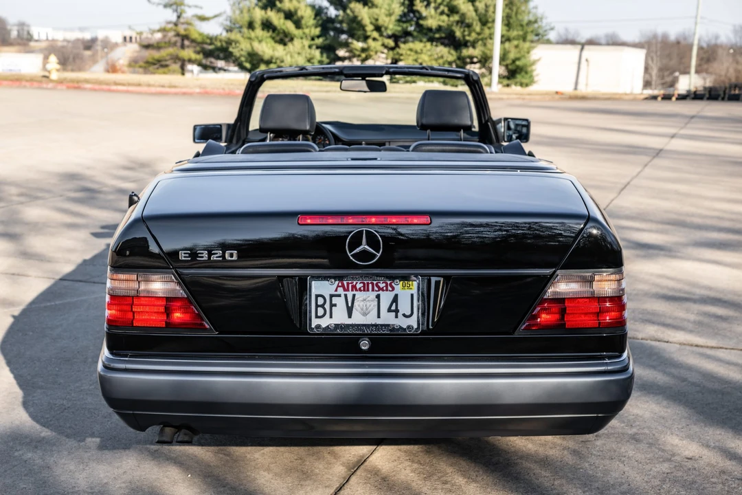 1995 Mercedes-Benz W124 E-Class - Image 6 of 31