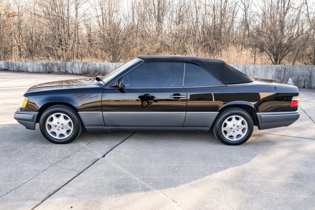 1995 Mercedes-Benz W124 E-Class - Image 15 of 31