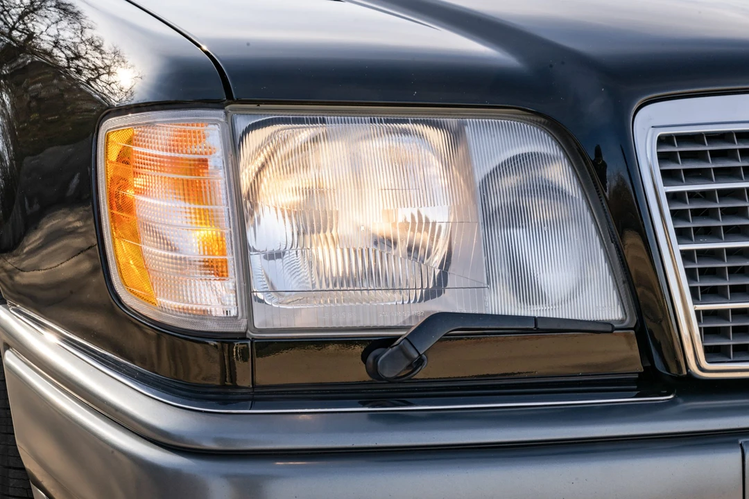 1995 Mercedes-Benz W124 E-Class - Image 22 of 31