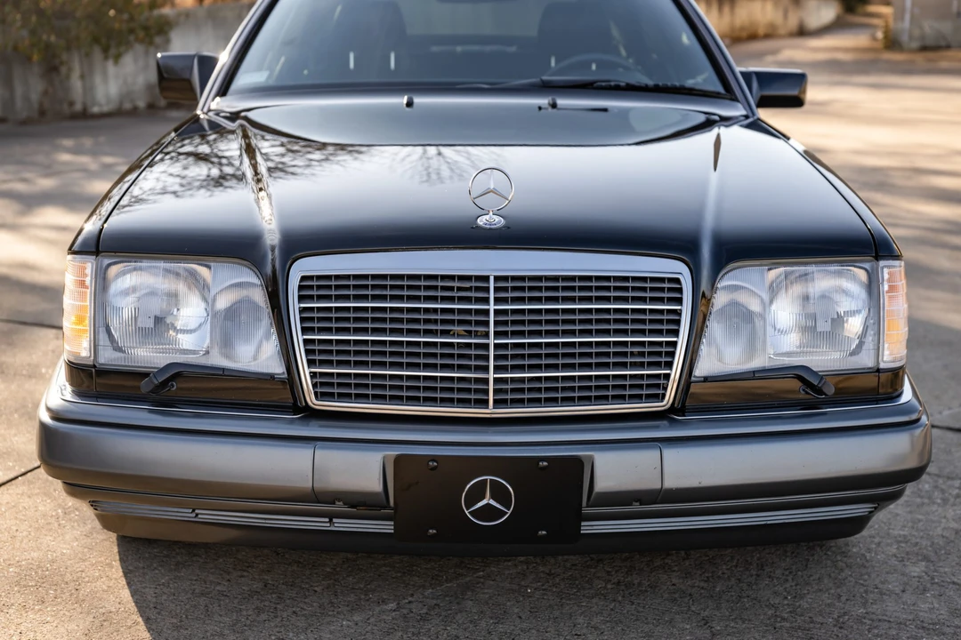 1995 Mercedes-Benz W124 E-Class - Image 17 of 31
