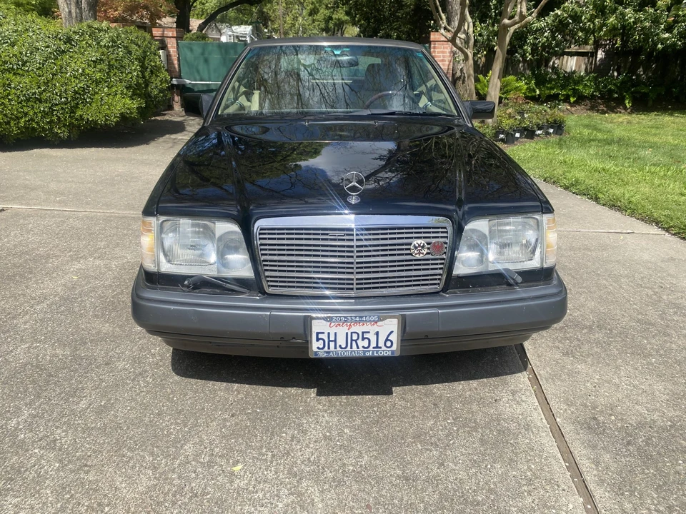 1995 Mercedes-Benz W124 E-Class - Image 11 of 31