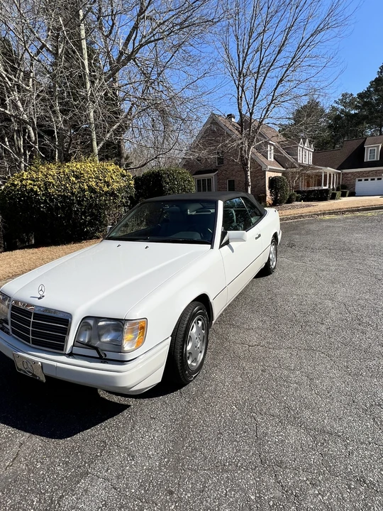 1995 Mercedes-Benz W124 E-Class - Image 13 of 31