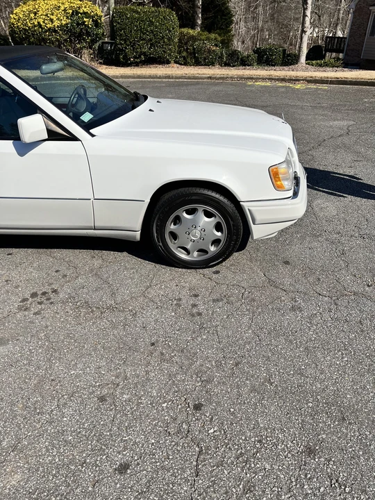 1995 Mercedes-Benz W124 E-Class - Image 19 of 31