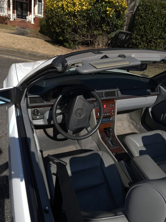 1995 Mercedes-Benz W124 E-Class - Image 24 of 31