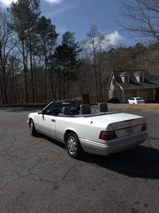 1995 Mercedes-Benz W124 E-Class - Image 7 of 31