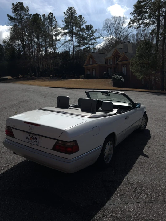 1995 Mercedes-Benz W124 E-Class - Image 10 of 31