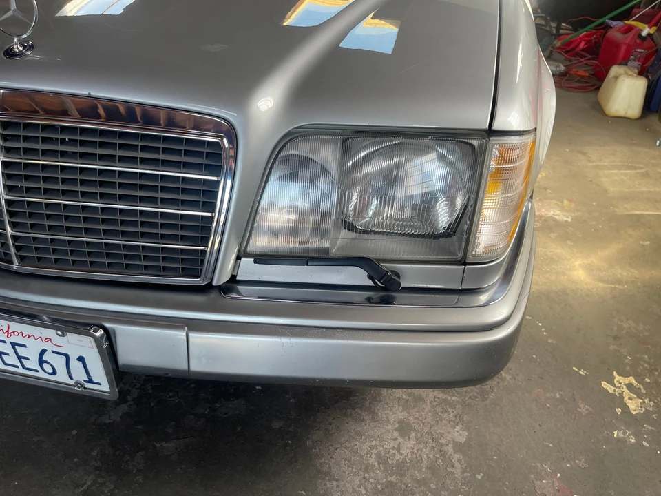1995 Mercedes-Benz W124 E-Class - Image 16 of 31