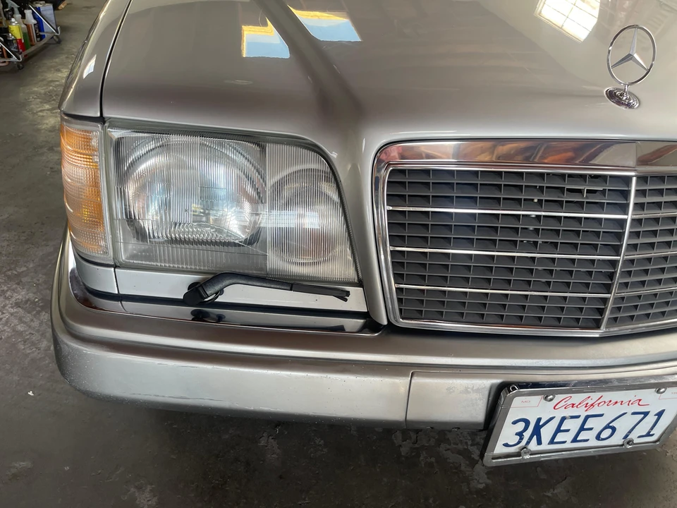 1995 Mercedes-Benz W124 E-Class - Image 14 of 31