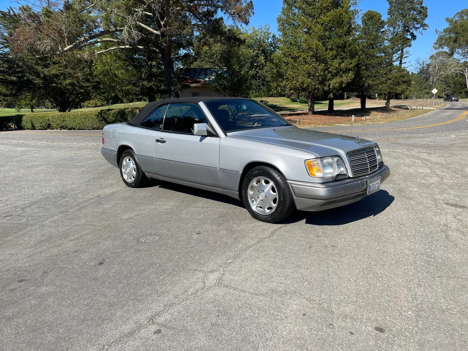1995 Mercedes-Benz W124 E-Class - Image 13 of 31
