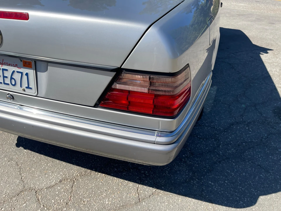 1995 Mercedes-Benz W124 E-Class - Image 19 of 31