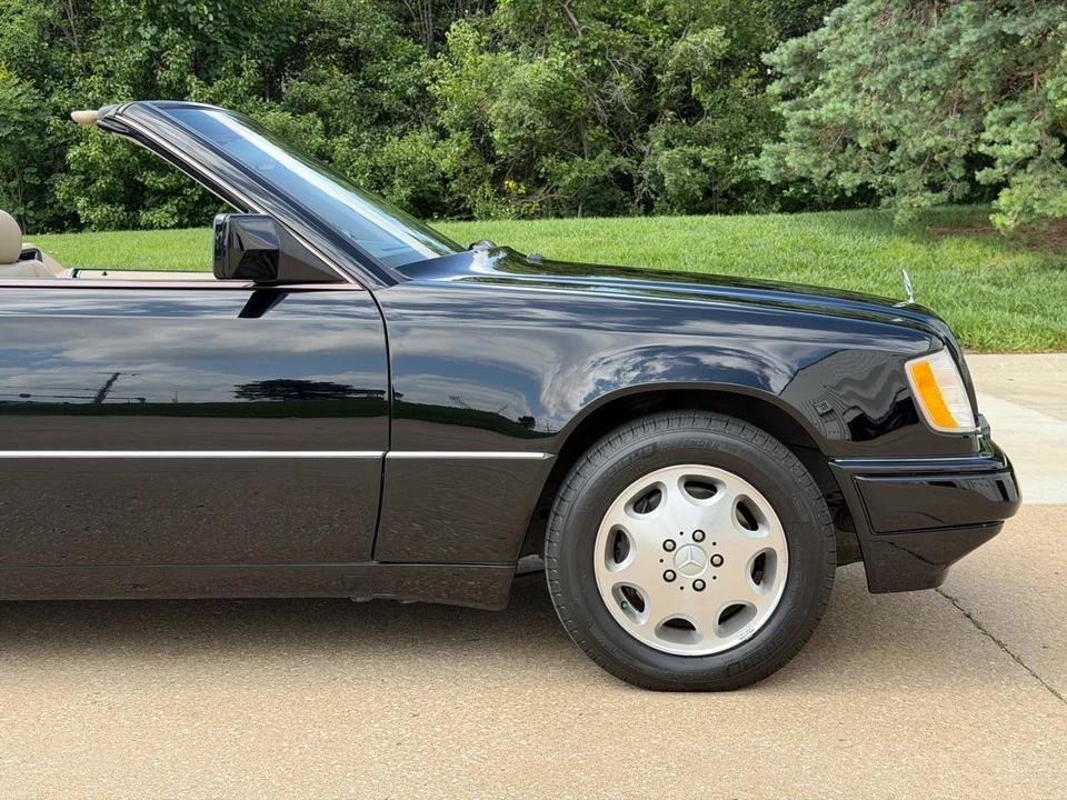1995 Mercedes-Benz W124 E-Class - Image 21 of 31