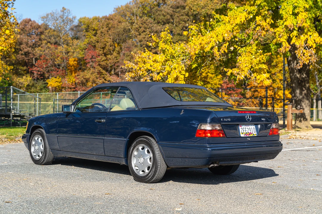 1995 Mercedes-Benz W124 E-Class - Image 12 of 31