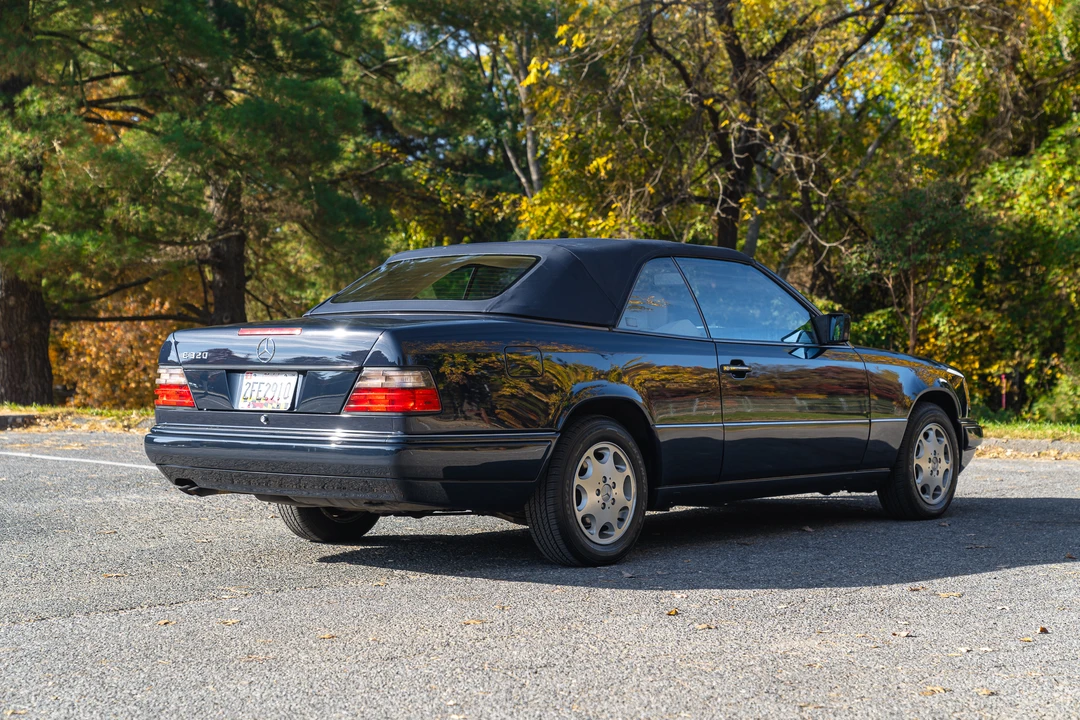 1995 Mercedes-Benz W124 E-Class - Image 13 of 31