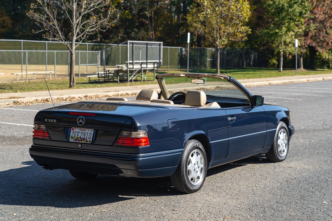 1995 Mercedes-Benz W124 E-Class - Image 25 of 31