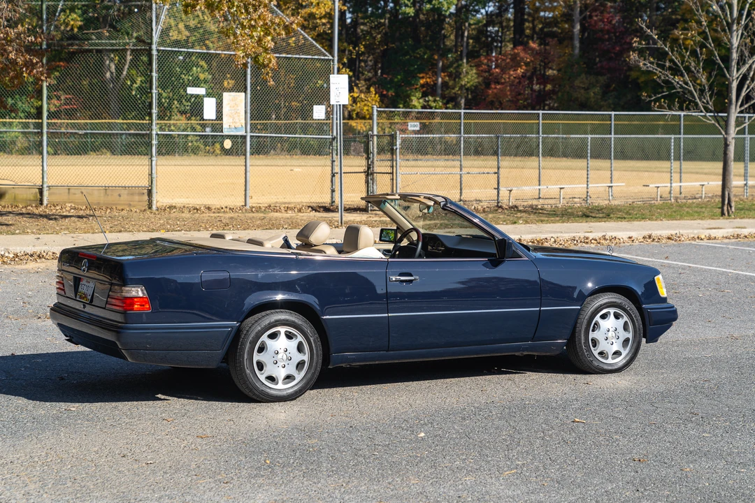 1995 Mercedes-Benz W124 E-Class - Image 26 of 31