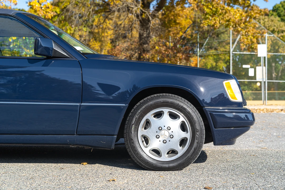 1995 Mercedes-Benz W124 E-Class - Image 31 of 31