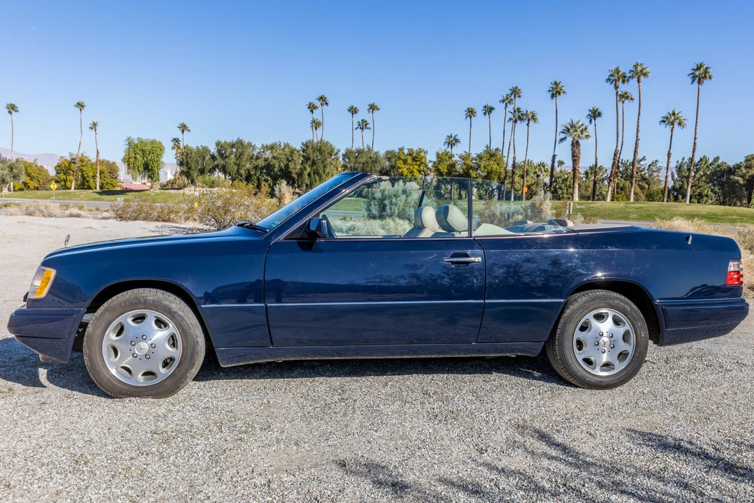 1995 Mercedes-Benz W124 E-Class - Image 14 of 31