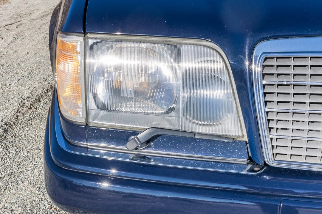 1995 Mercedes-Benz W124 E-Class - Image 20 of 31