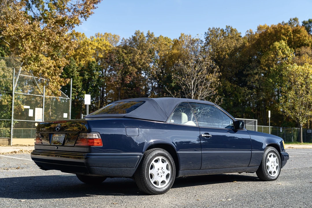 1995 Mercedes-Benz W124 E-Class - Image 23 of 31