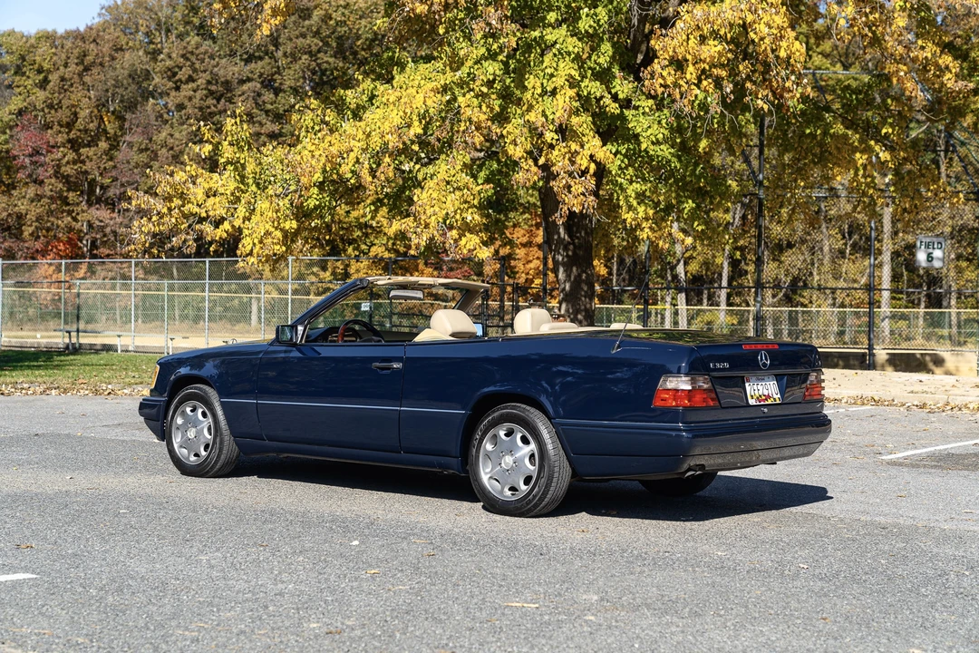 1995 Mercedes-Benz W124 E-Class - Image 8 of 31