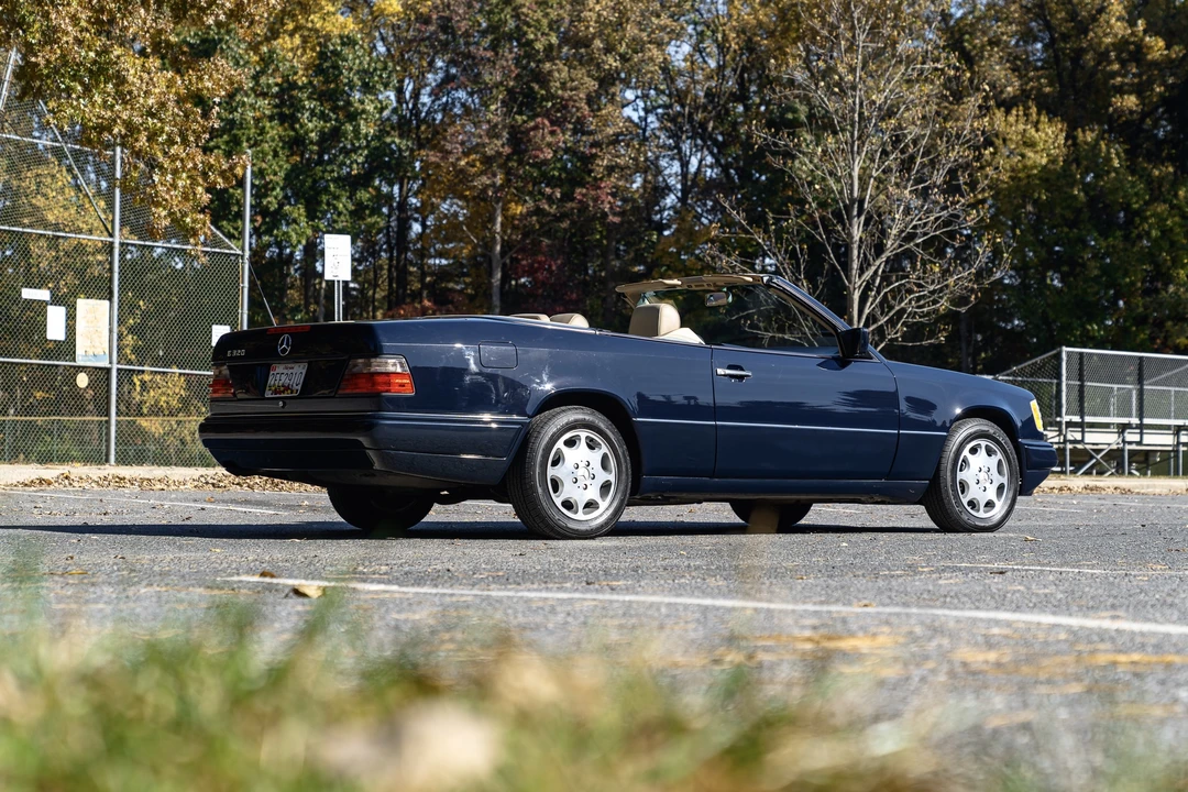 1995 Mercedes-Benz W124 E-Class - Image 13 of 31