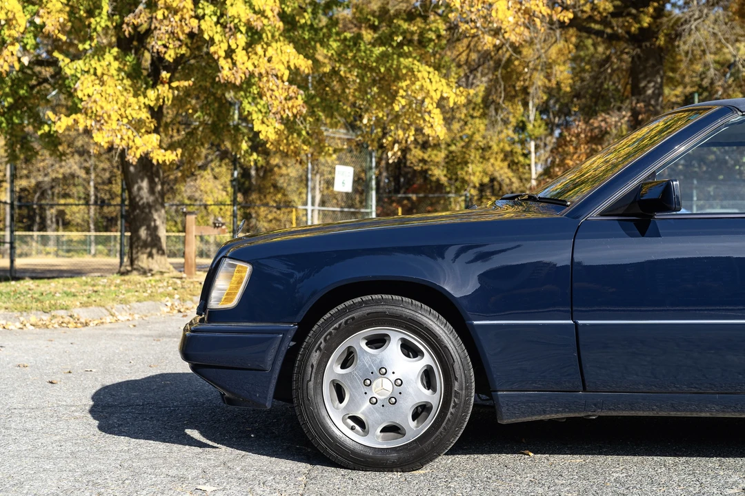 1995 Mercedes-Benz W124 E-Class - Image 28 of 31