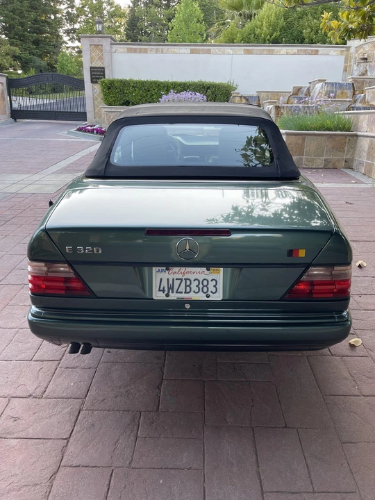 1995 Mercedes-Benz W124 E-Class - Image 12 of 31