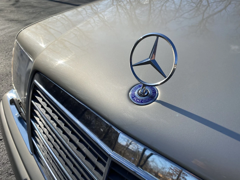1995 Mercedes-Benz W124 E-Class - Image 23 of 31