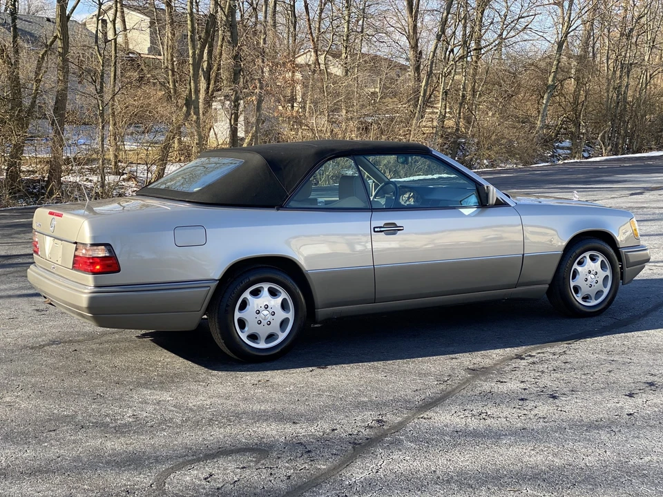 1995 Mercedes-Benz W124 E-Class - Image 16 of 31