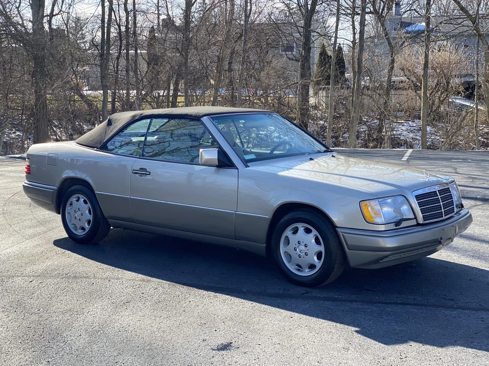 1995 Mercedes-Benz W124 E-Class - Image 17 of 31